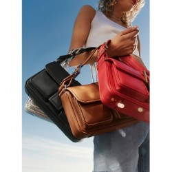 Michael Kors
Sac bandoulière Colby moyen en cuir rouge